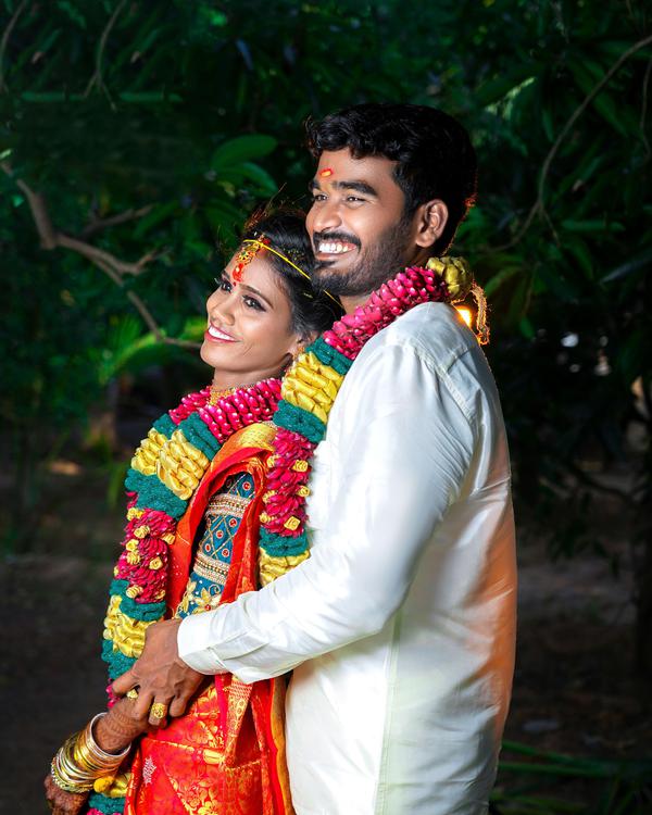 Image of Sari, Temple, Smile, Bride, Happy, People in nature etc.