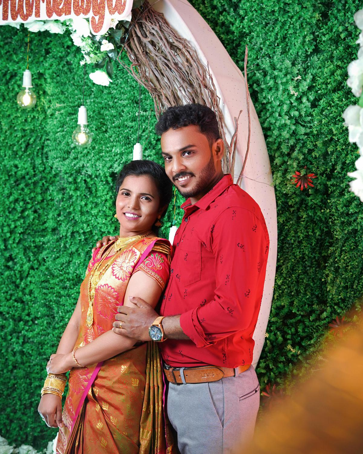 Image of Green, Smile, Clothing, Happy, Plant, People in nature etc.