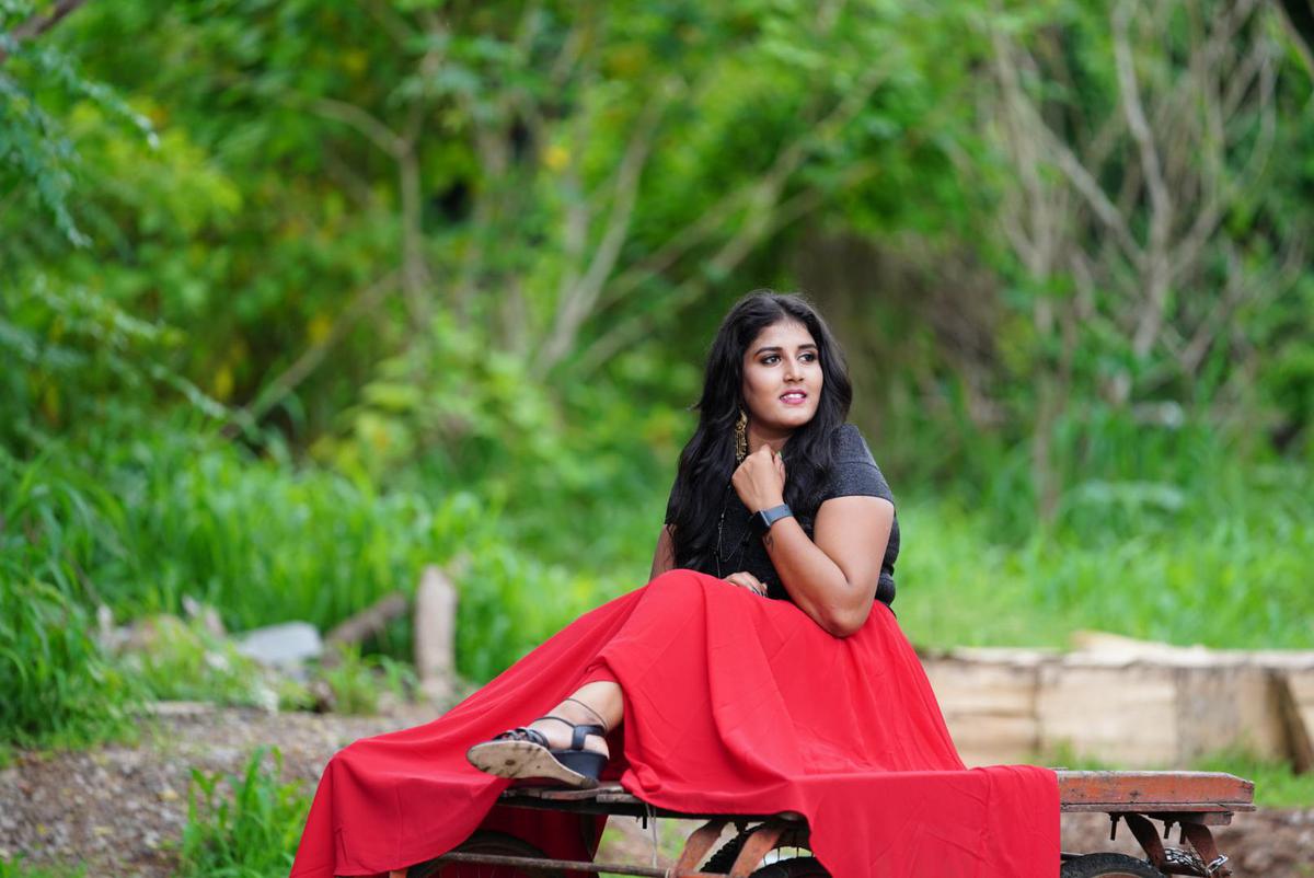 Image of Happy, Plant, Black hair, People in nature, Flash photography, Leisure etc.