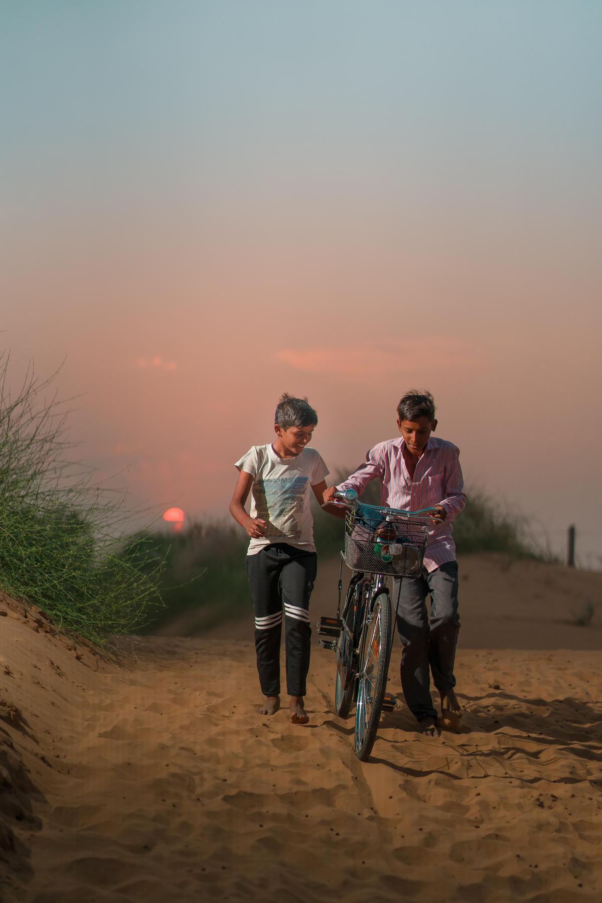 Image of Atmospheric phenomenon, Vehicle, Sand, Morning etc.