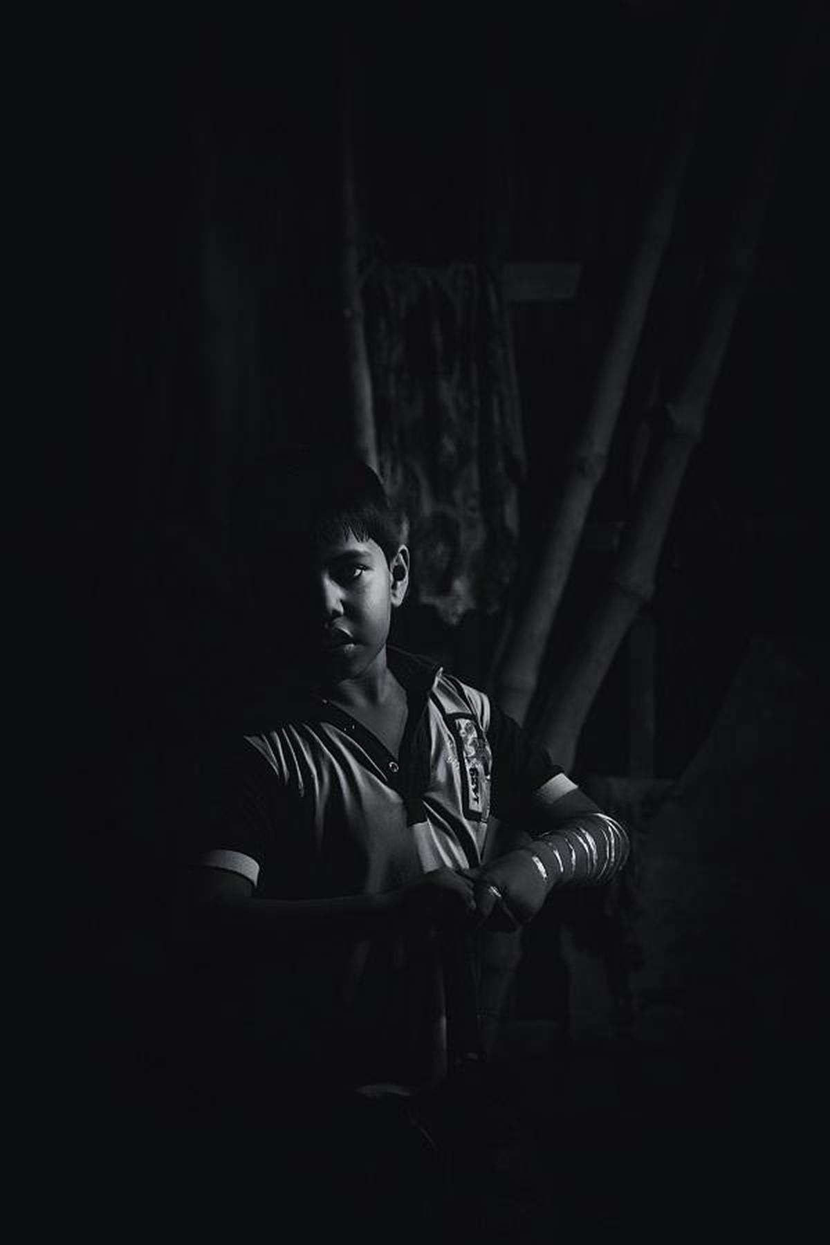Image of Photography, White, Black-and-white, Monochrome photography, Monochrome, Darkness etc.