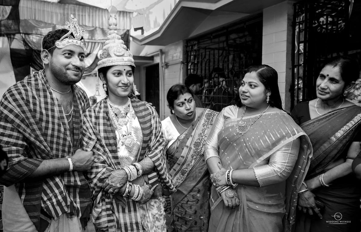 Image of Temple, Black-and-white, Smile, Black, Style, Standing etc.