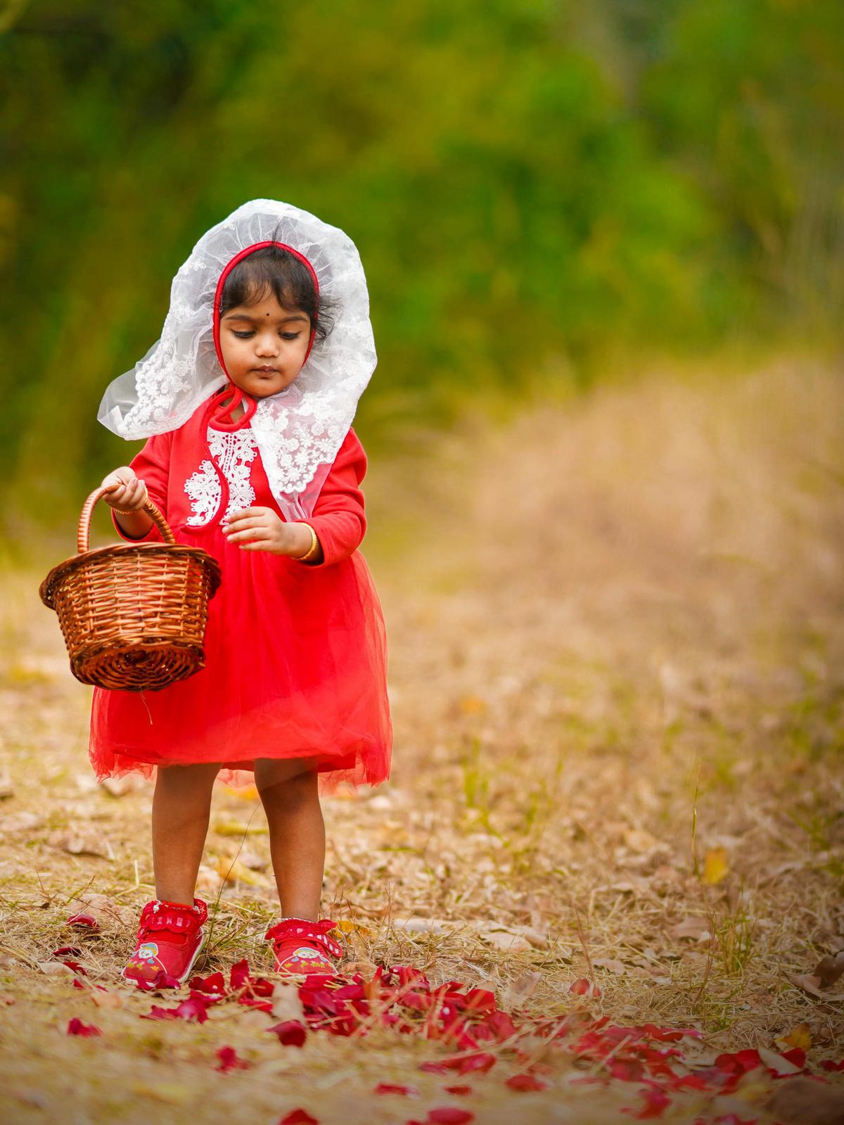 Image of Orange, Smile, Dress, Outerwear, Happy, Plant etc.