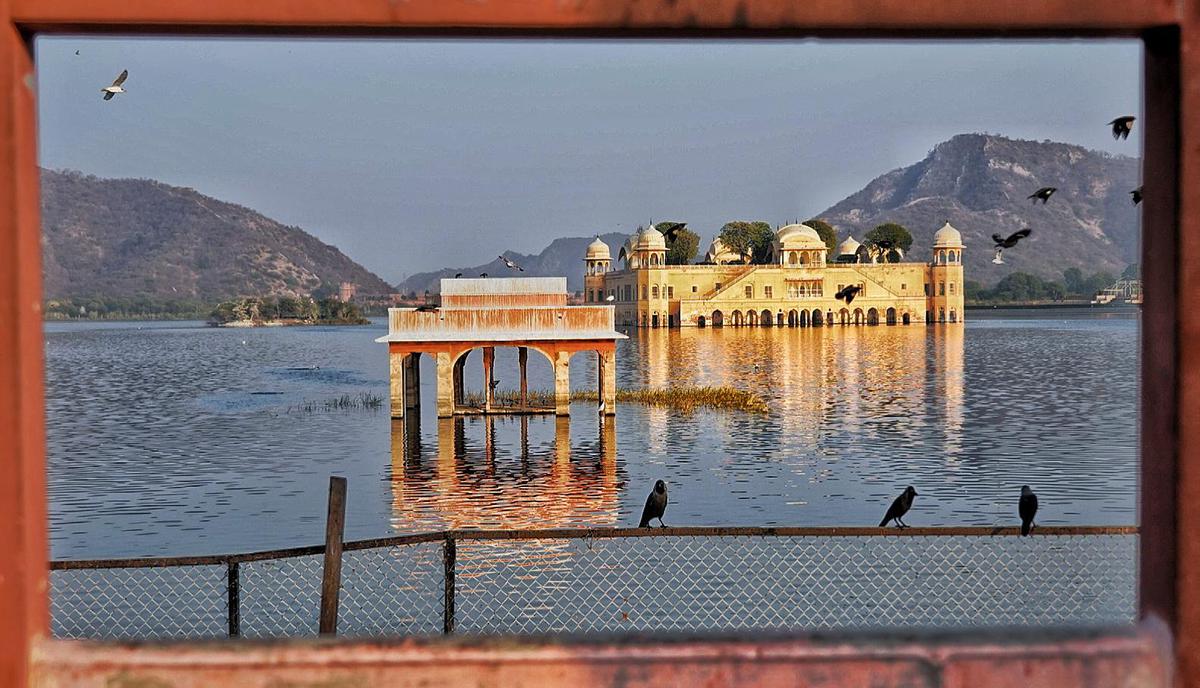Image of Nature, Sky, Mountain, Building, Water, Lighting etc.