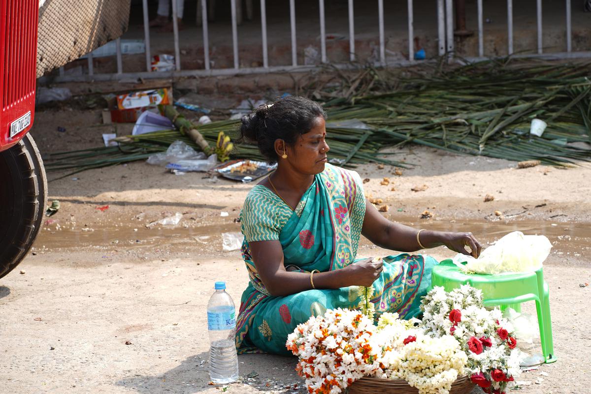 Image of Temple, Human, Selling, Public space etc.