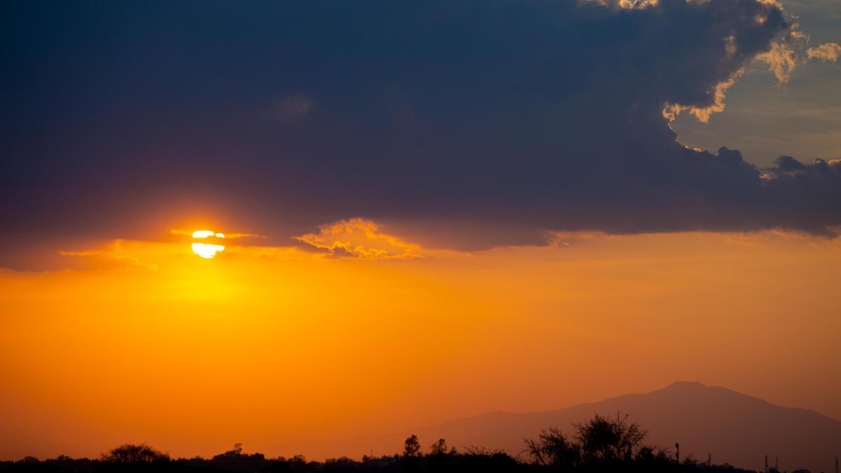 Image of Sky, Afterglow, Sunset, Cloud, Orange, Natural landscape etc.