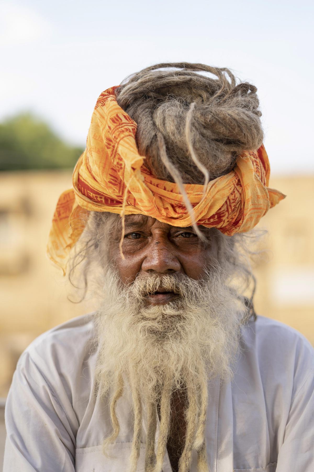 Image of Facial hair, Beard, Close-up, Turban etc.