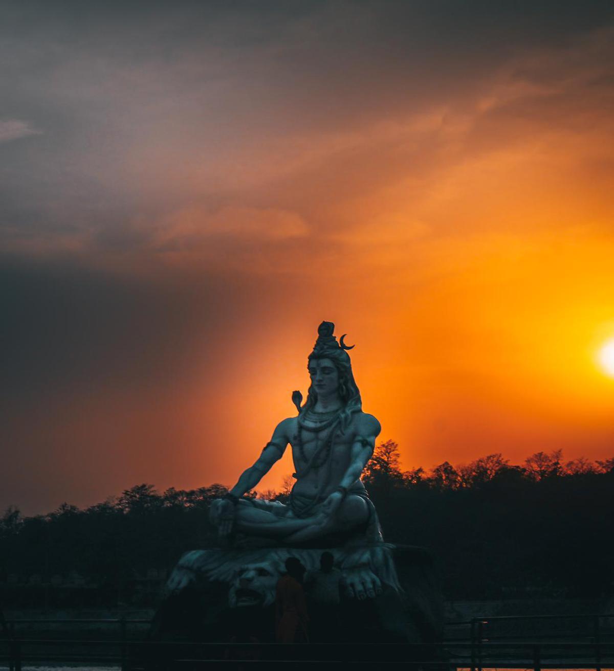 Image of Sky, Cloud, Statue, Sculpture etc.
