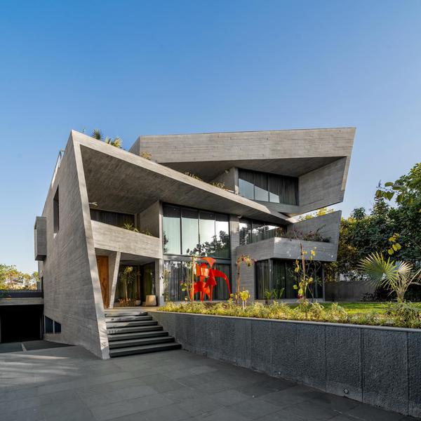 Image of Sky, Tree, Building, Plant, Asphalt, Shade etc.