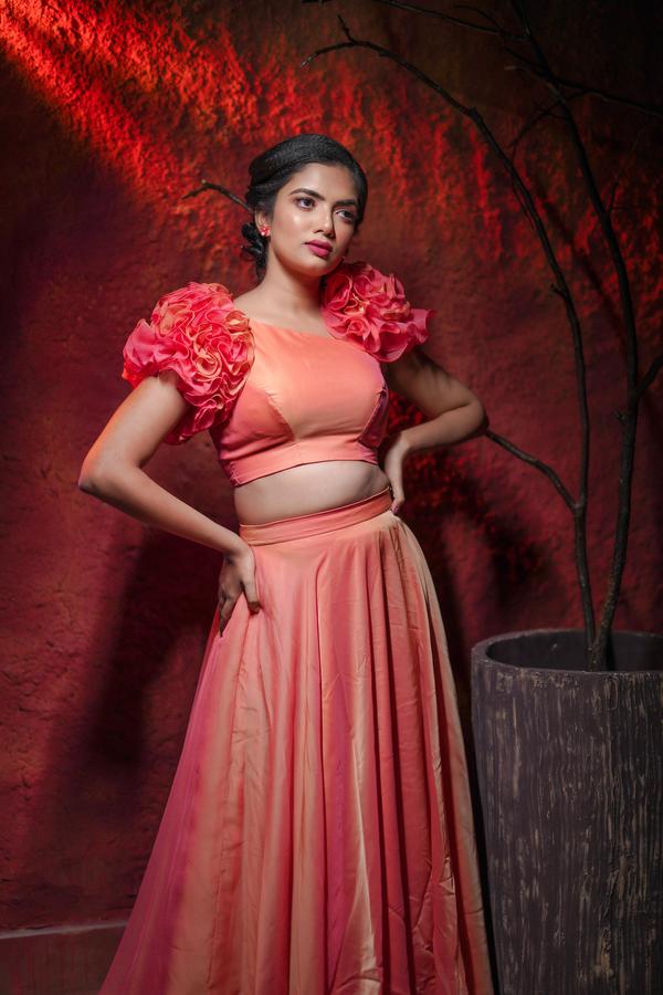 Image of Purple, Pink, Dress, Shoulder, Flash photography, Arm etc.