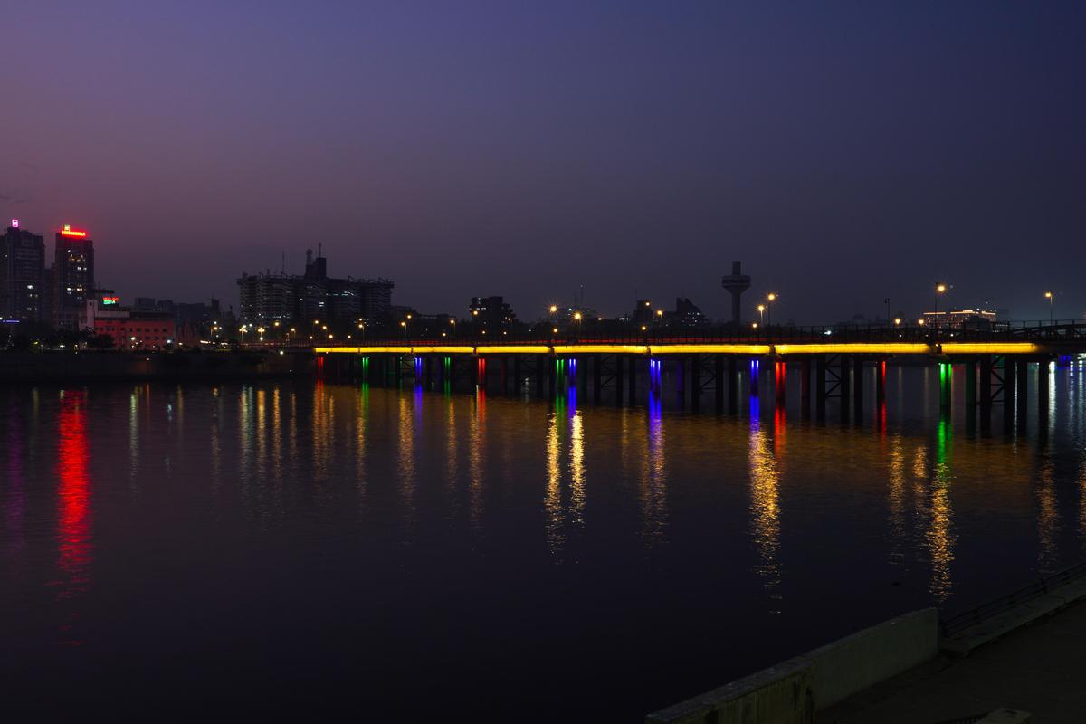 Image of Nature, Sky, Purple, Building, Water, Dusk etc.