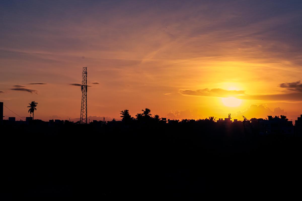 Image of Sky, Morning, Afterglow, Red sky at morning, Sunset, Sunrise etc.