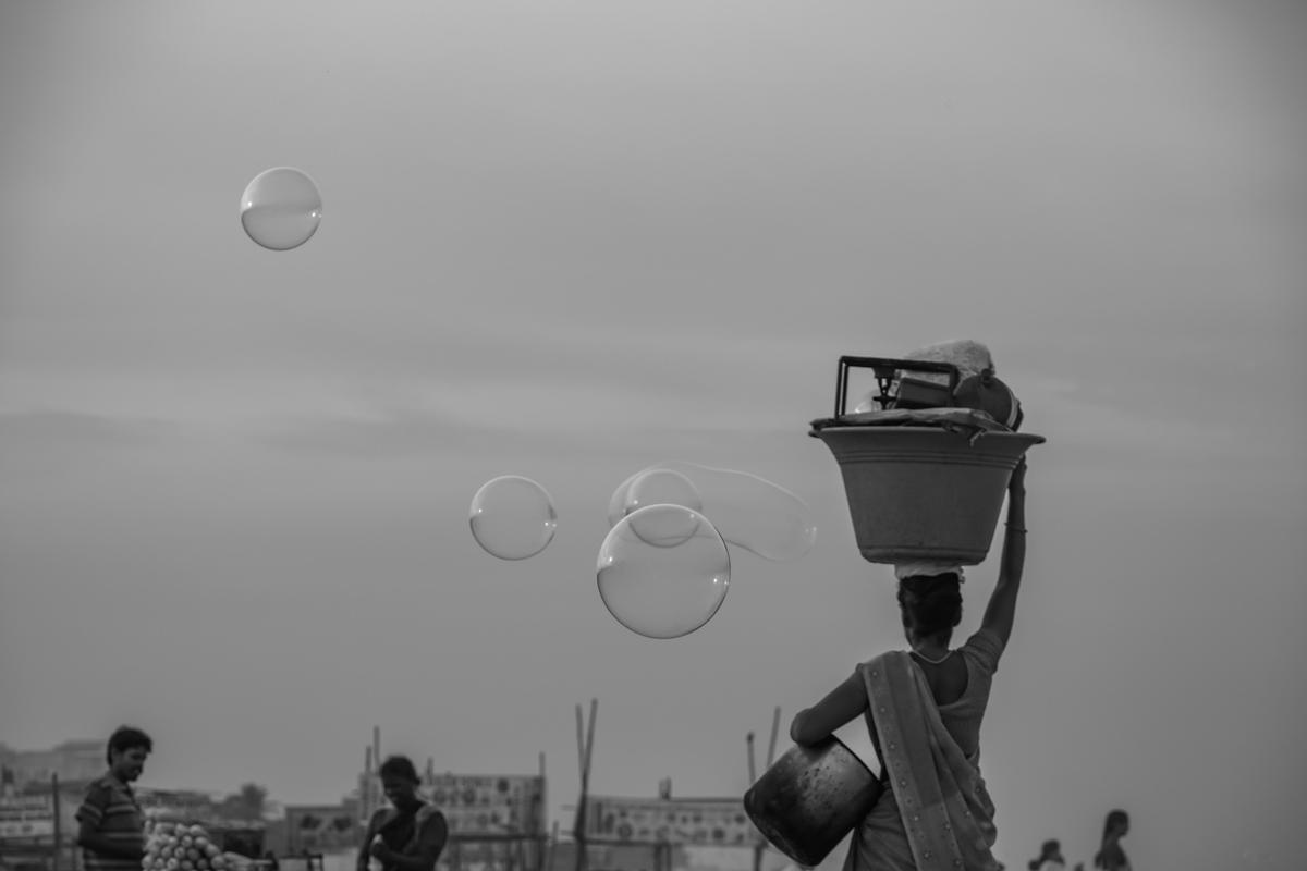 Image of Sky, Black-and-white, Monochrome photography, Monochrome, Black, Street light etc.
