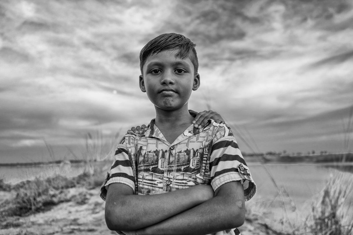 Image of Sky, Photograph, Photography, White, People, Black-and-white etc.