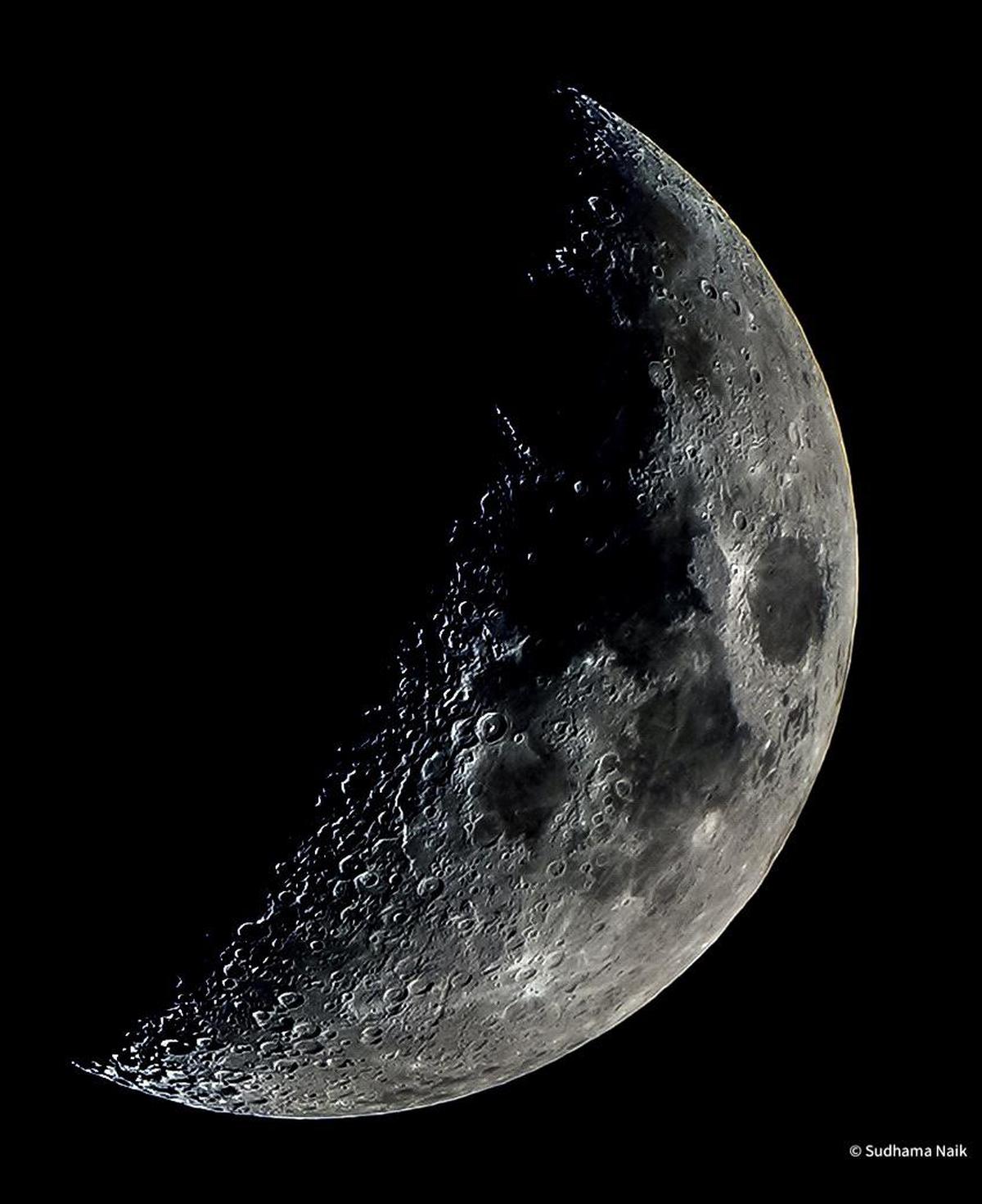 Image of Black-and-white, Monochrome photography, Atmosphere, Astronomical object, Astronomy, Moon etc.