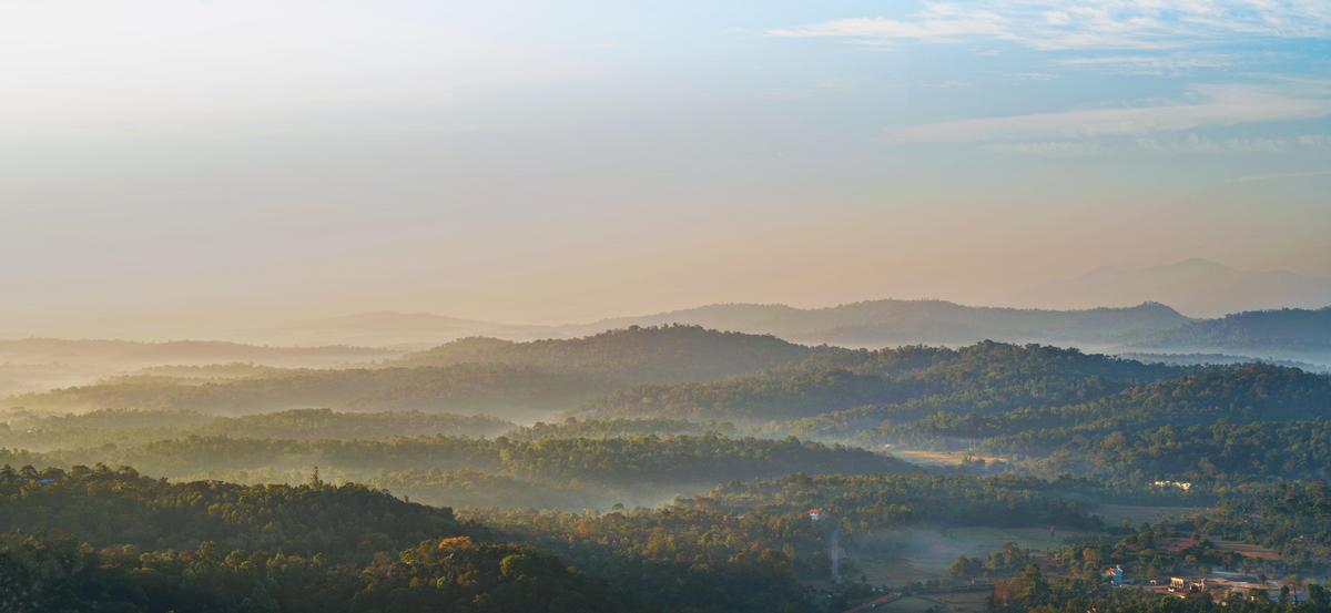 Image of Nature, Atmospheric phenomenon, Sky, Hill, Morning, Mountainous landforms etc.
