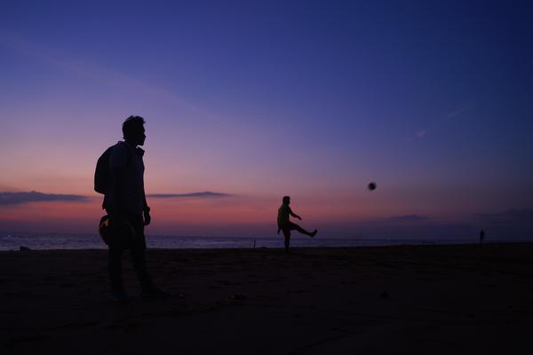 Image of Sky, Sunset, Fun, Dusk, Horizon, People in nature etc.