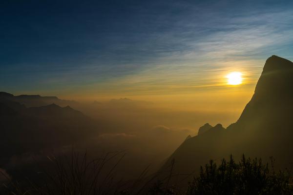 Image of Nature, Atmospheric phenomenon, Sky, Morning, Mountainous landforms, Mountain etc.