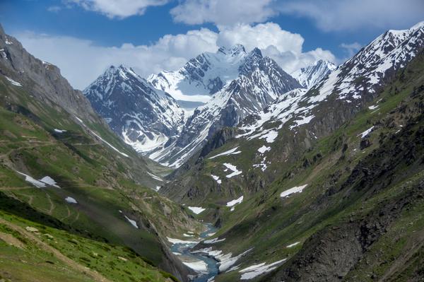 Image of Highland, Mountainous landforms, Mountain, Ridge, Mountain range, Wilderness etc.