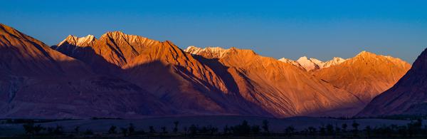 Image of Nature, Sky, Hill, Mountainous landforms, Mountain, Ridge etc.