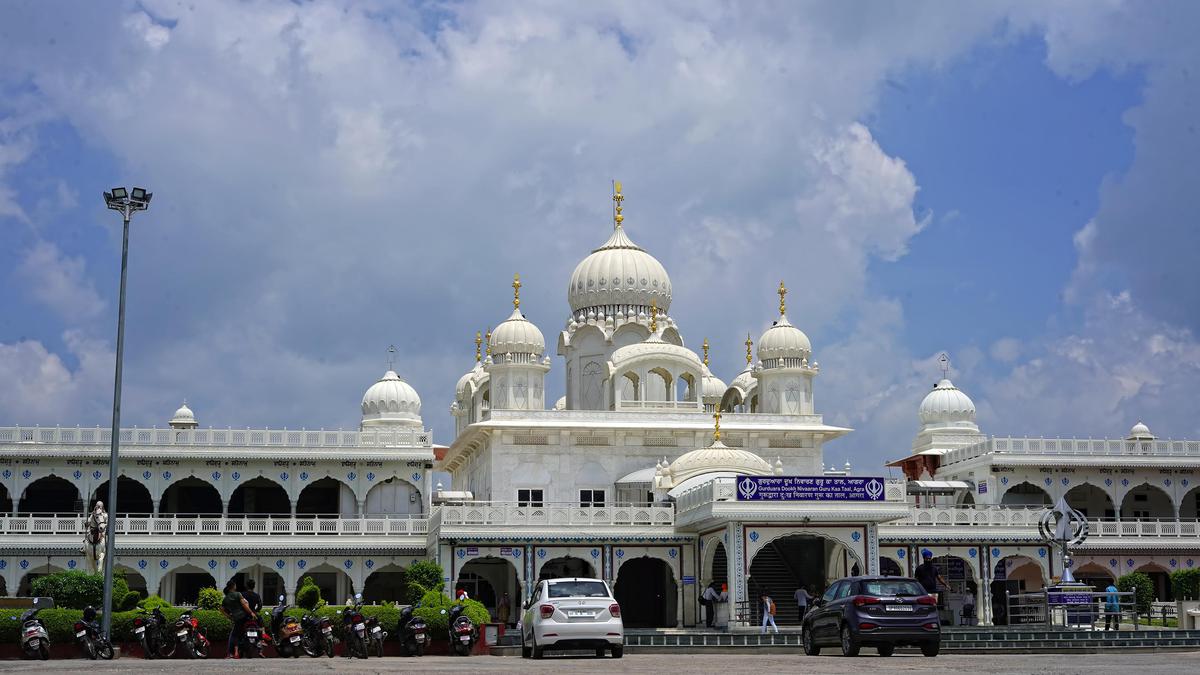 Image of Sky, Architecture, Building, Landmark, Place of worship, Holy places etc.