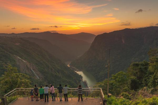 Image of Nature, Atmospheric phenomenon, Hill station, Sky, Hill, Morning etc.