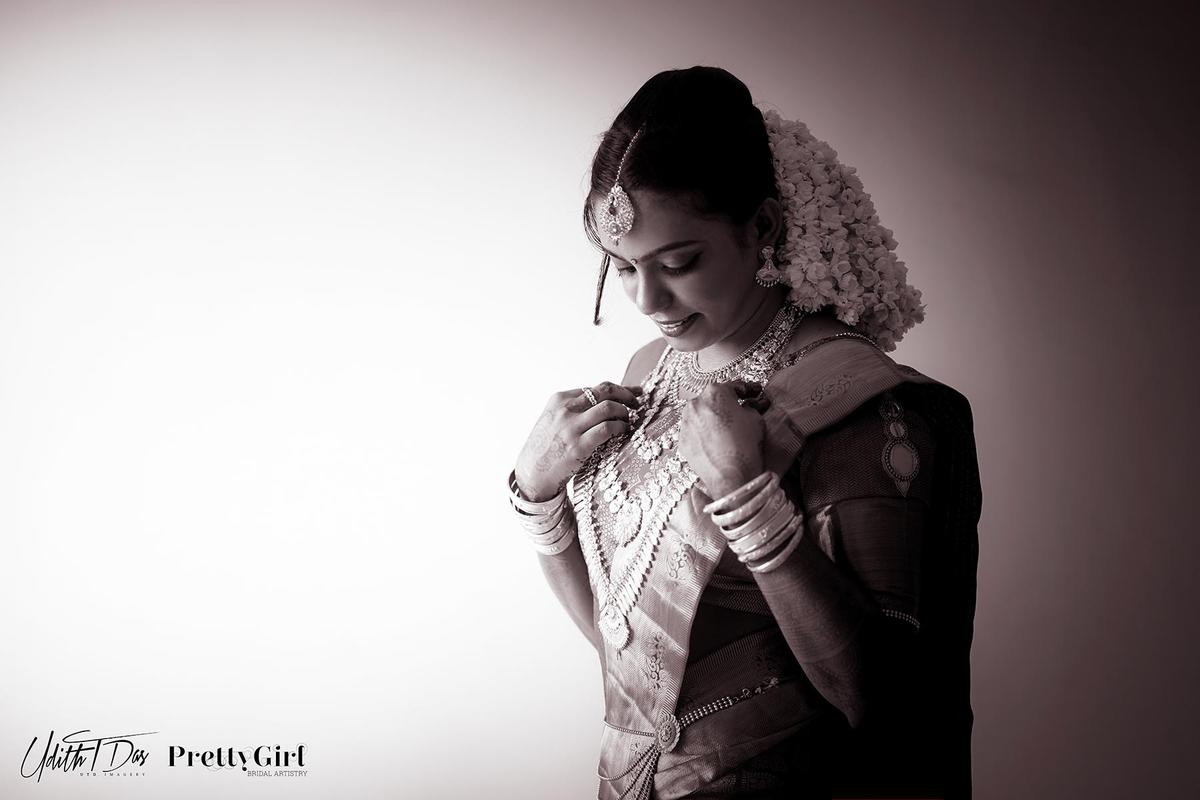 Image of Photograph, Skin, White, Black-and-white, Monochrome photography, Monochrome etc.