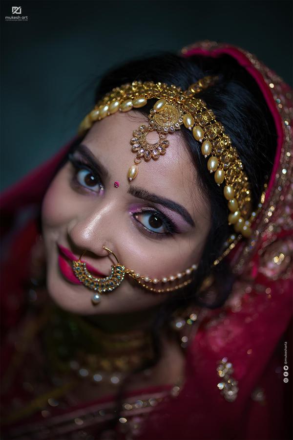 Image of Head, Smile, Headgear, Bride, Eye, Hair etc.