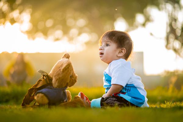 Image of Child, Photograph, Photography, Yellow, Happy, Grass etc.