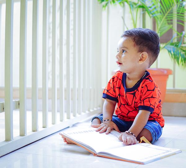 Image of Sleeve, Toddler, Table etc.