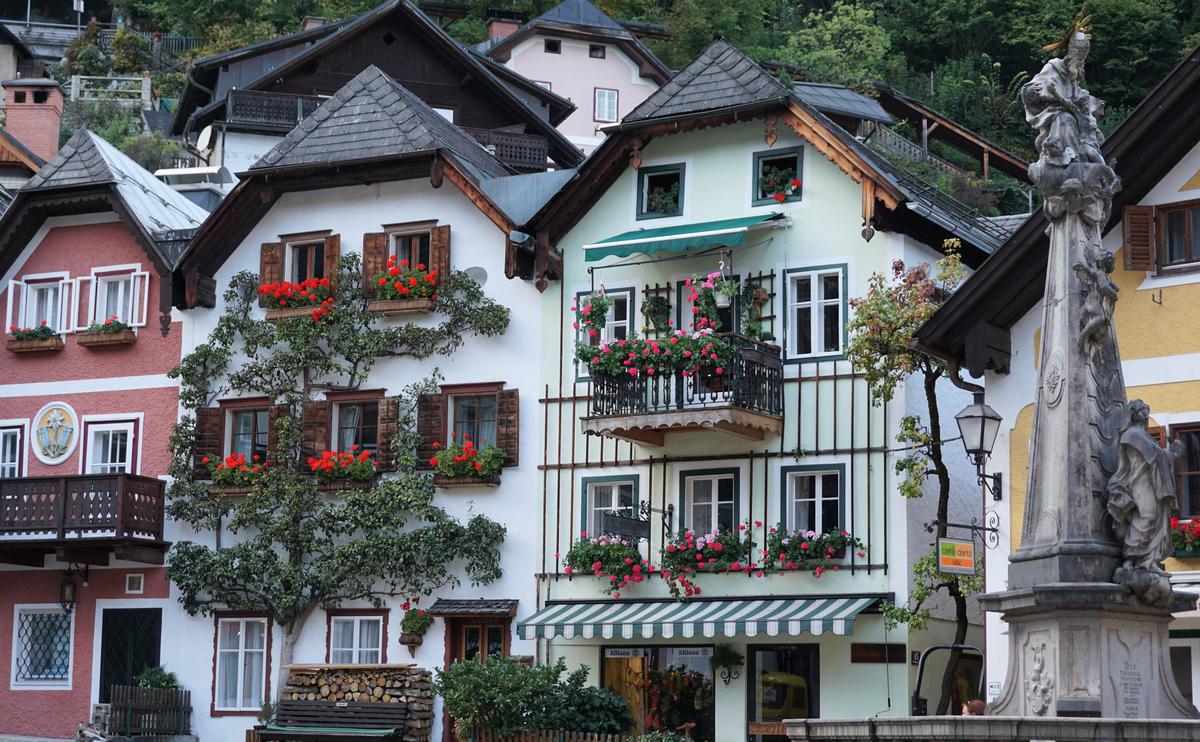 Image of Architecture, Building, Town, House, Home, Neighbourhood etc.