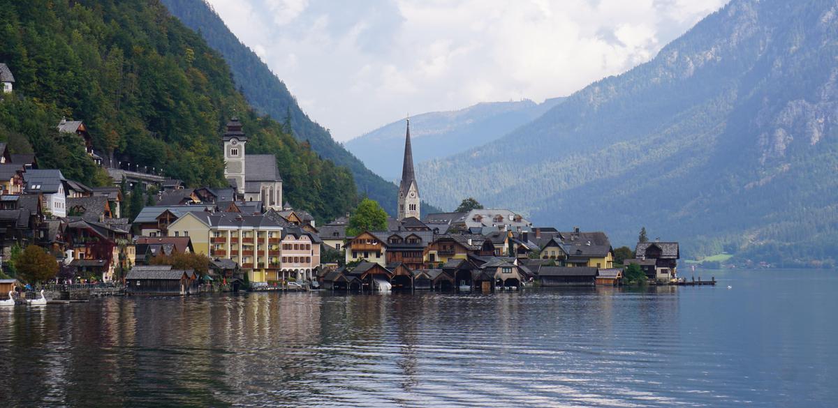 Image of Hill station, Town, River, Lake etc.