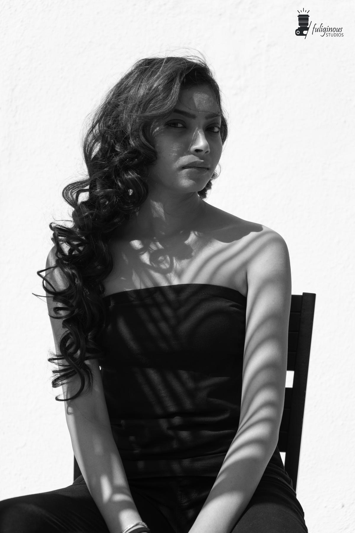 Image of Photograph, White, Black-and-white, Monochrome photography, Black, Lady etc.