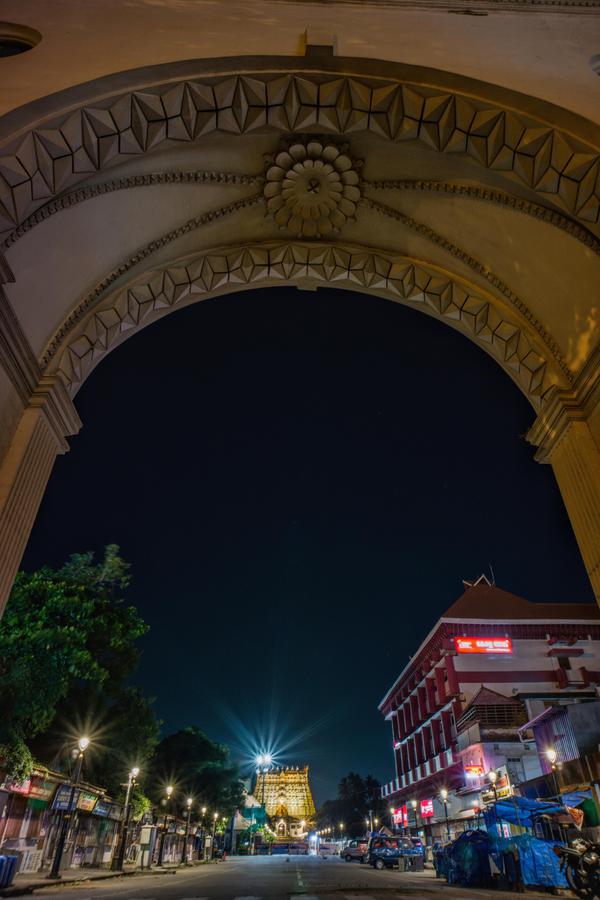 Image of Sky, Light, Building, Lighting, Street light etc.