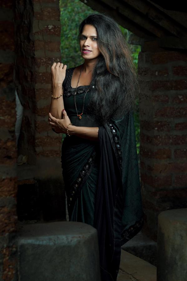 Image of Dress, Street fashion, Eye, Flash photography, Arm, Gown etc.